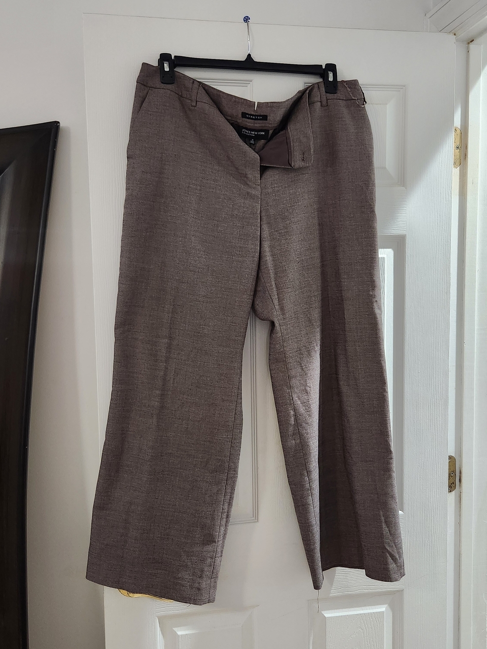 Jones NY  Wide-Leg Dress Pants in Taupe - 16